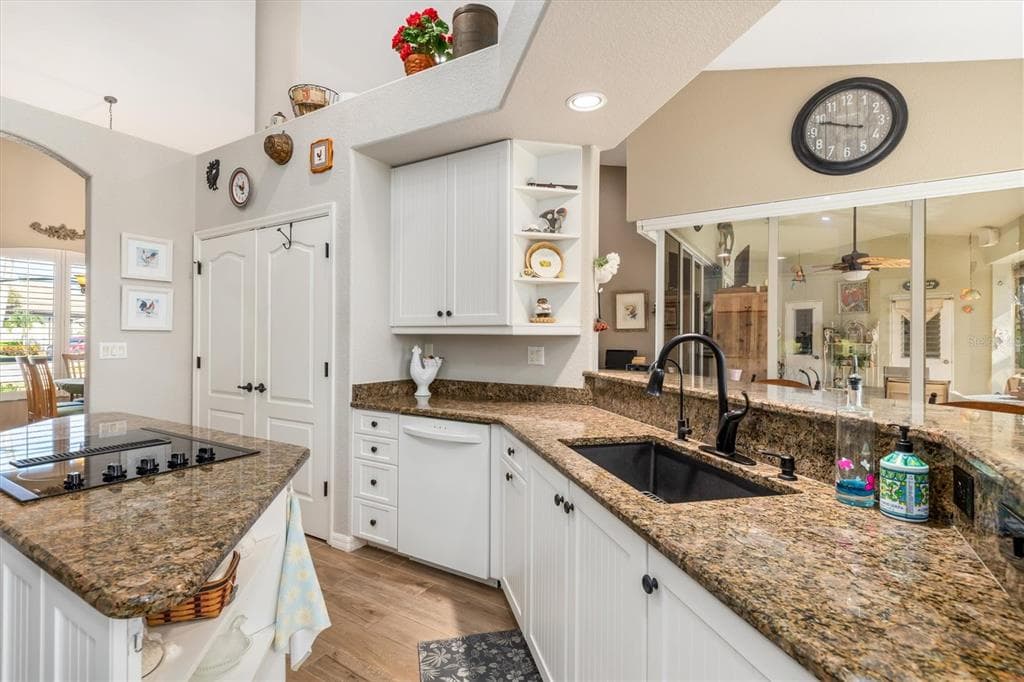 590 TOULOUSE DRIVE 3