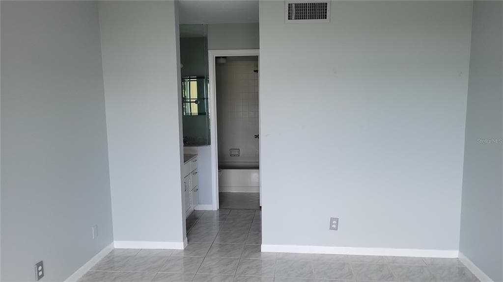 6322 PALMA DEL MAR BOULEVARD S 106 photo 21