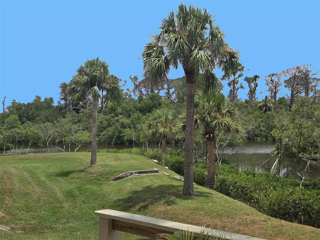 1673 SEASCAPE CIRCLE 102 photo 7