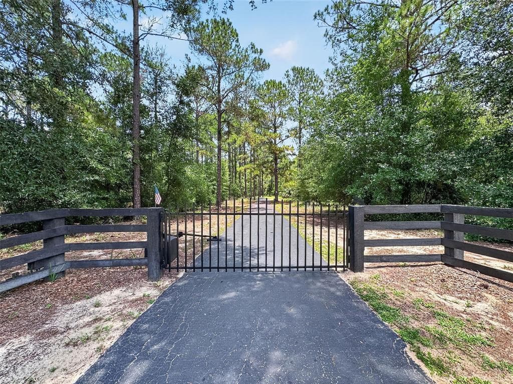 22625 LAKE SENECA ROAD 4