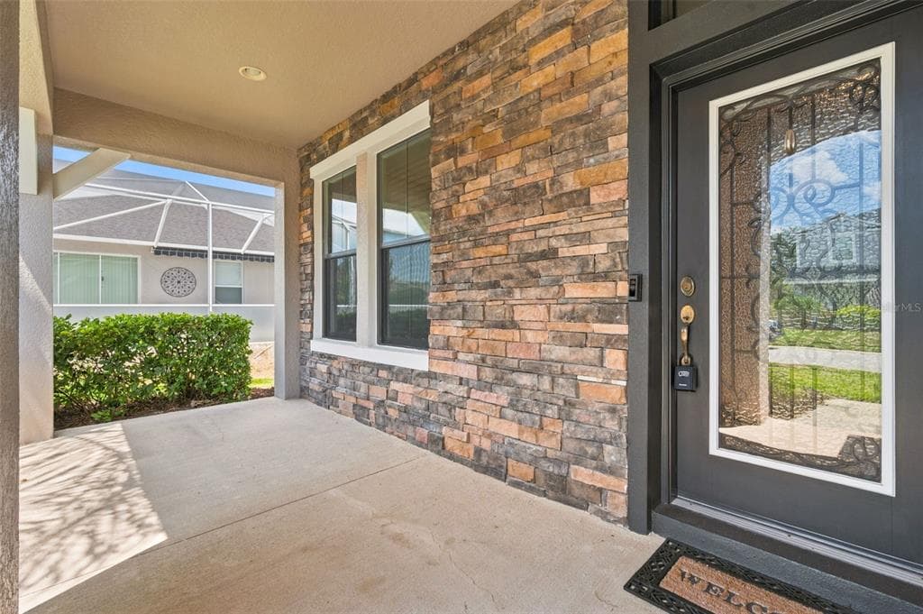 1120 MAZA PLACE photo 5