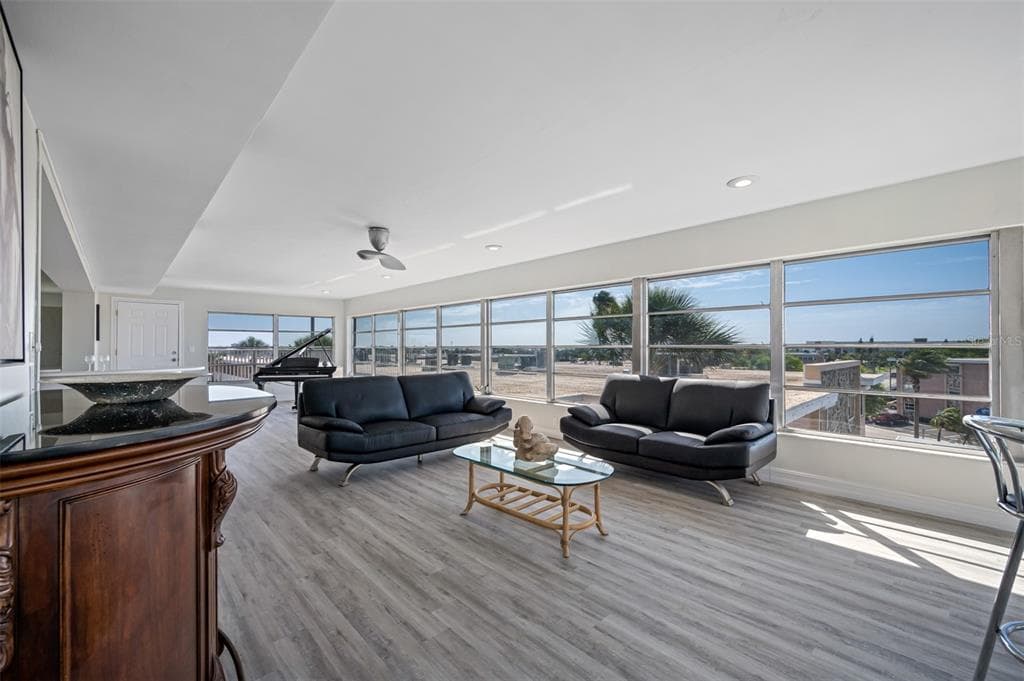 6363 GULF WINDS DRIVE #437 4