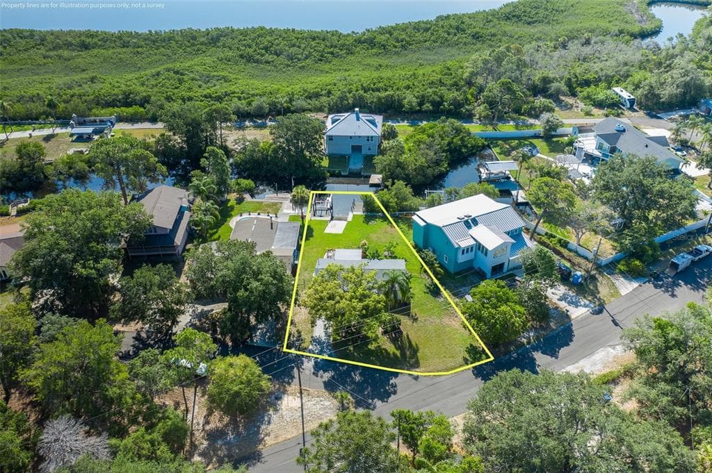 3318 PINEVIEW DRIVE 5