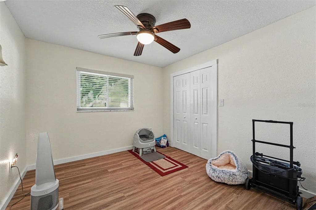 8639 GREEN STREET photo 16