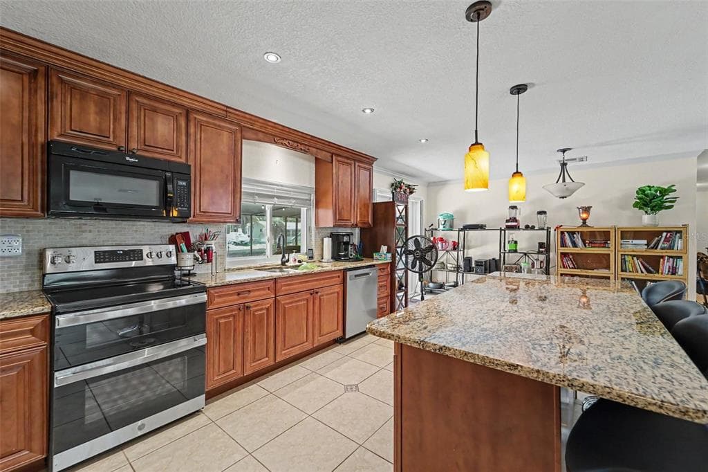 8639 GREEN STREET photo 8
