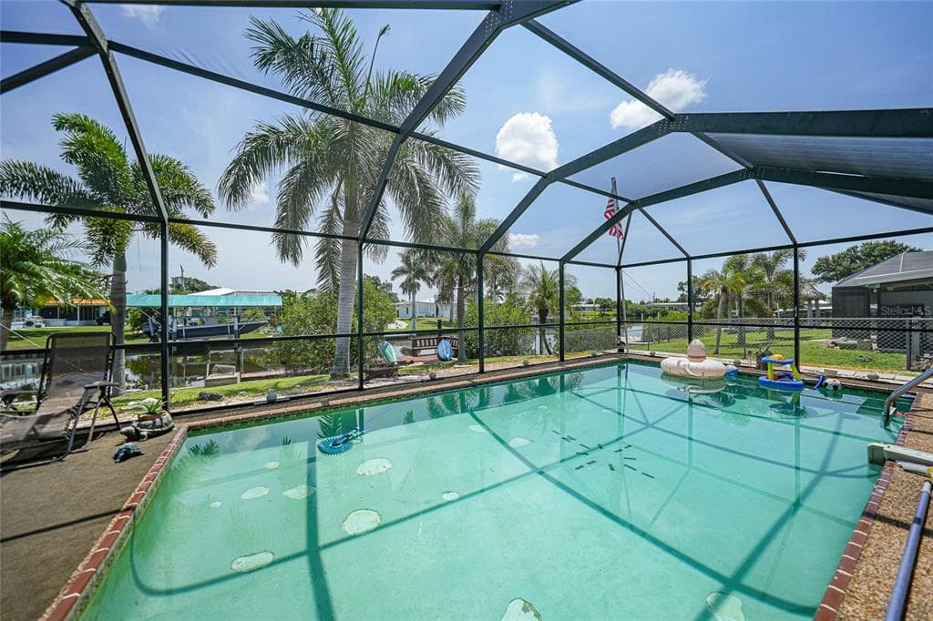 21078 EDGEWATER DRIVE 4