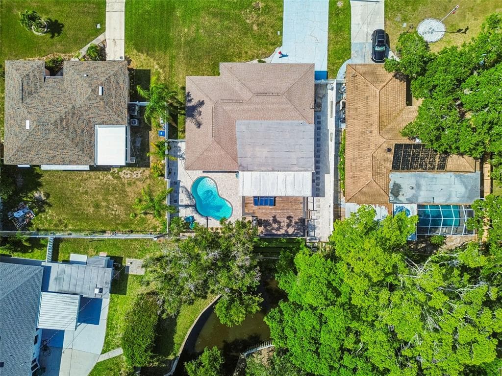 3282 HONEYSUCKLE RD photo 7
