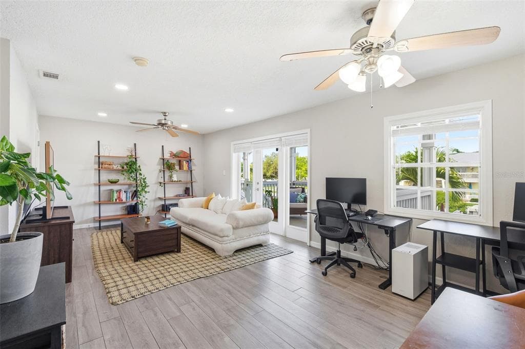 4725 COQUINA KEY DRIVE SE D photo 10