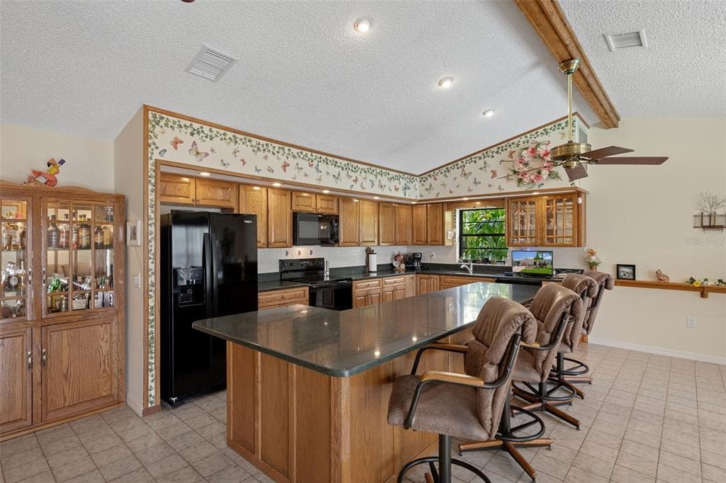 15602 CENTURY DRIVE photo 24