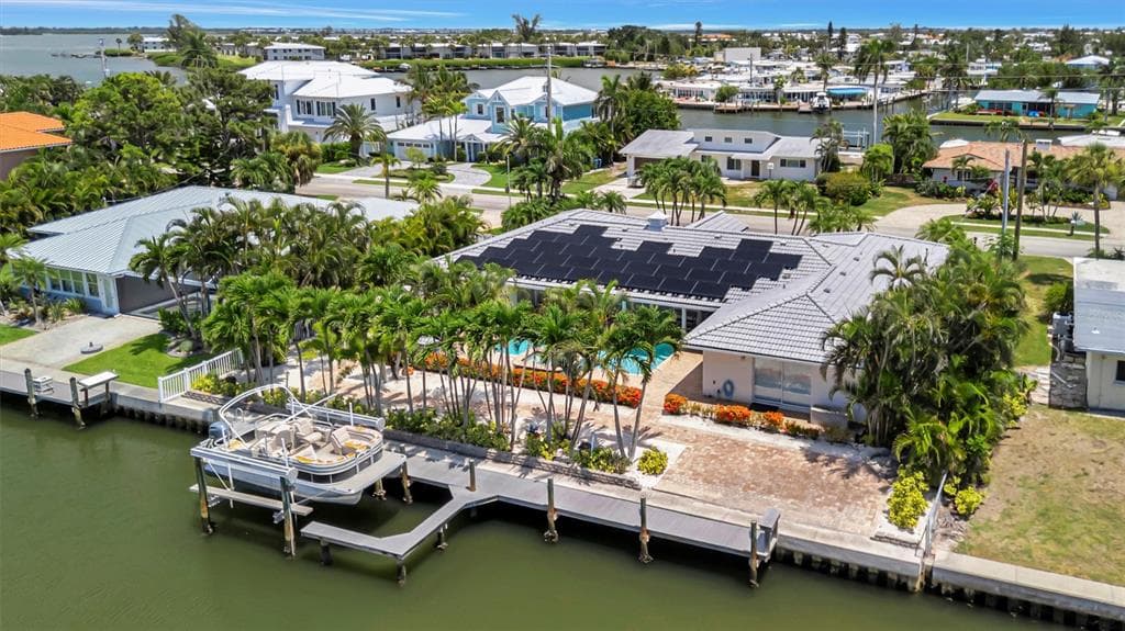 514 KEY ROYALE DRIVE 4