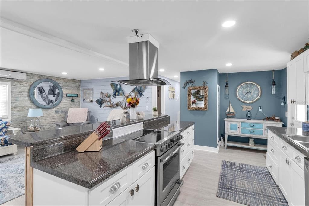 6630 TOWER DRIVE photo 14