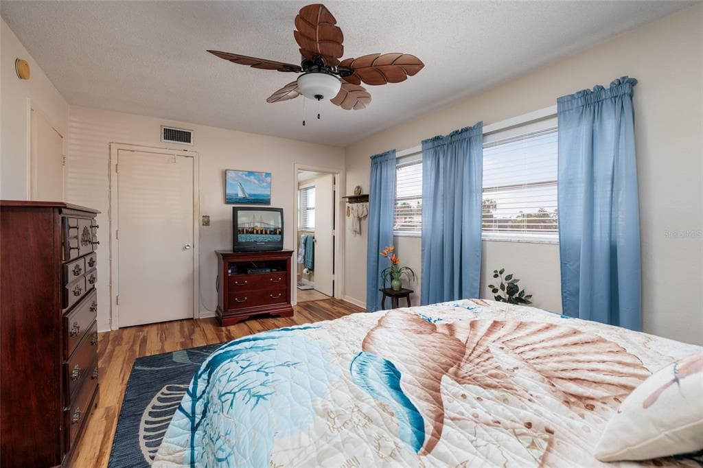 3789 46TH AVENUE S 101 photo 22