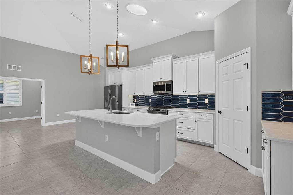 37 LAGOON WAY photo 12