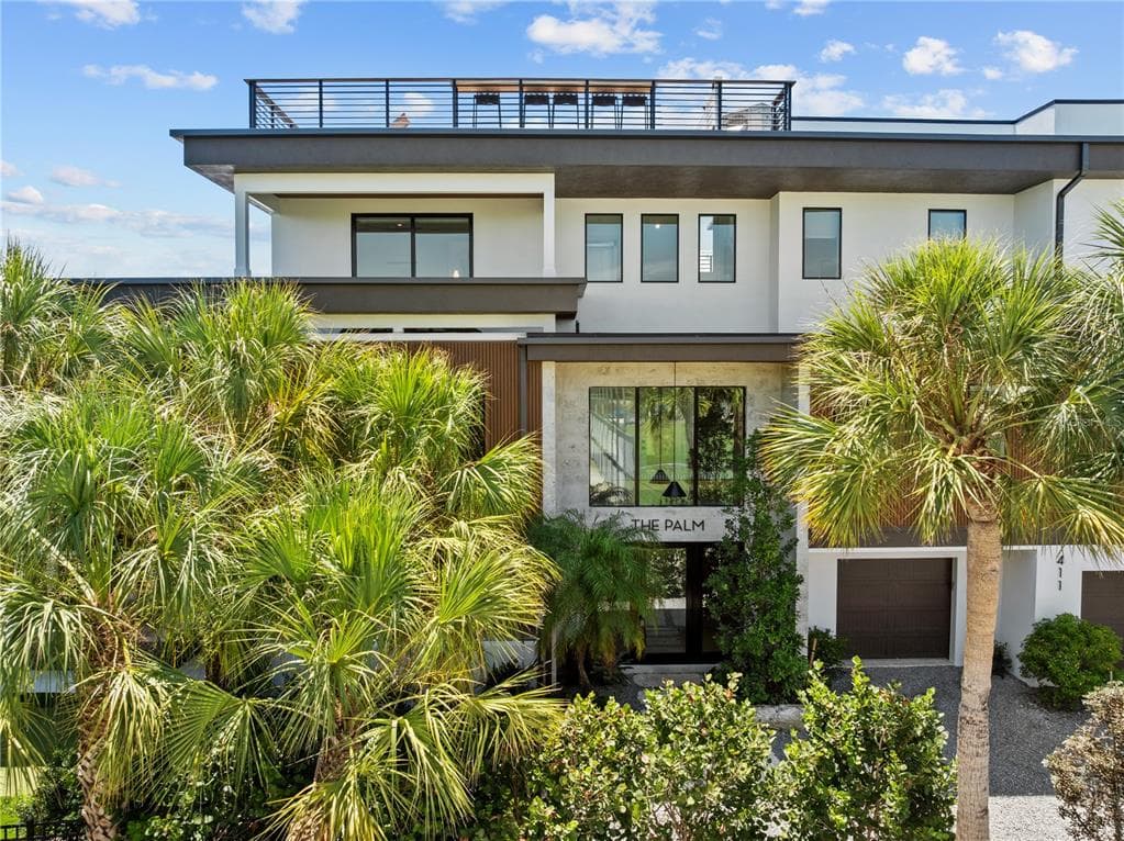 411 PALM AVENUE 2