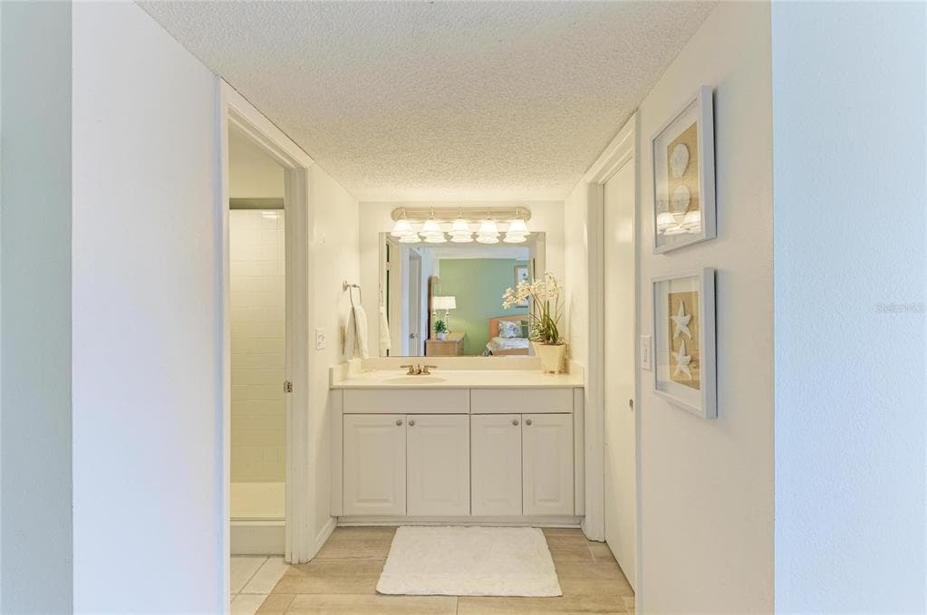 6157 MIDNIGHT PASS ROAD E12 photo 23