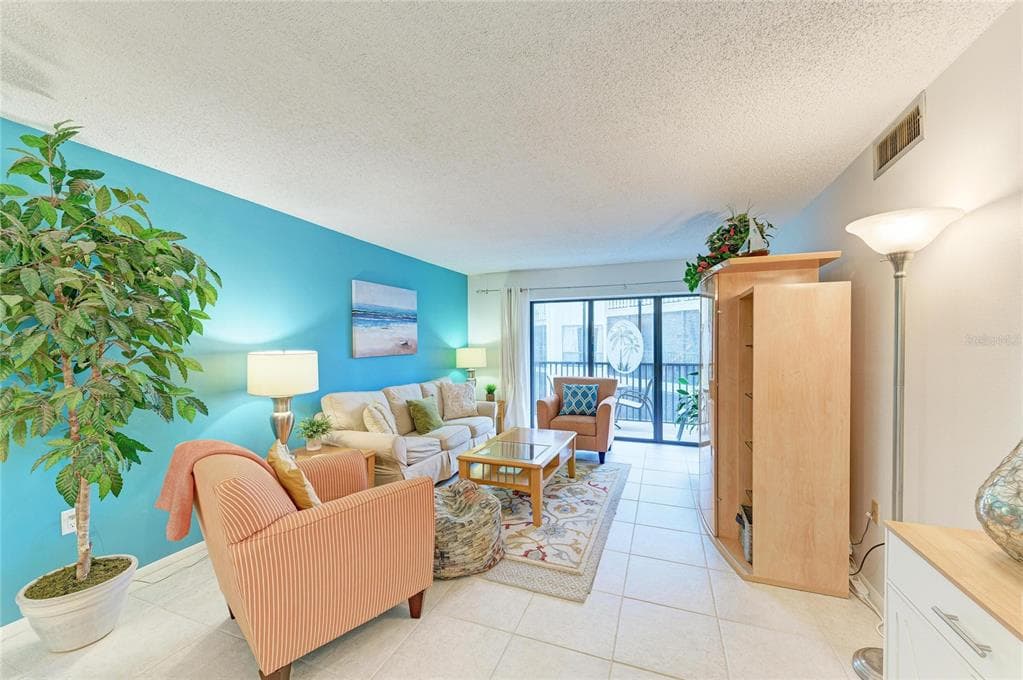 6157 MIDNIGHT PASS ROAD E12 photo 5
