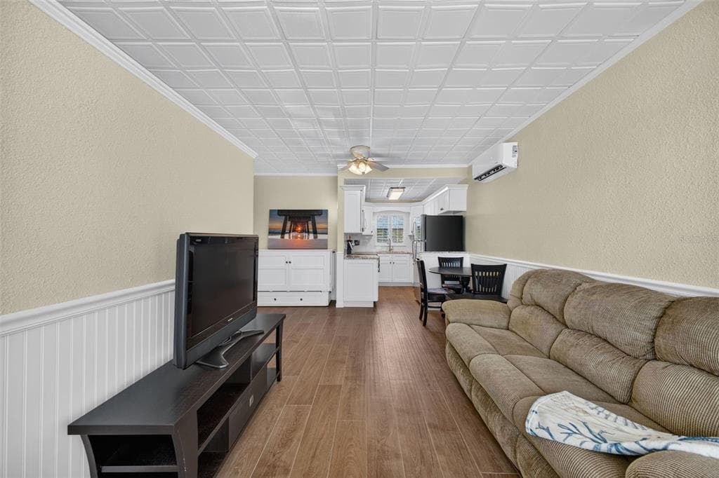 18399 GULF BOULEVARD 364 photo 7