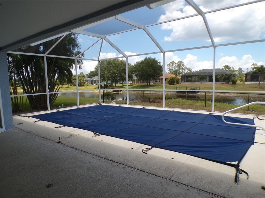 1077 ROTONDA CIRCLE photo 20