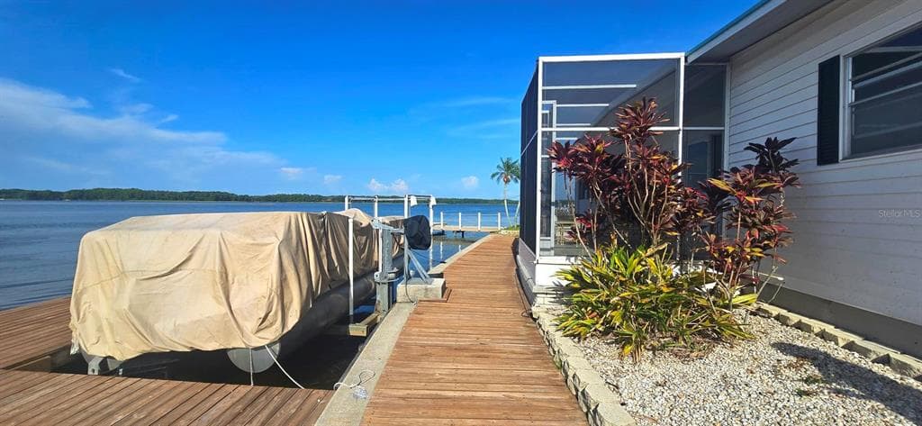 271 COLONIAL BOULEVARD #11 2