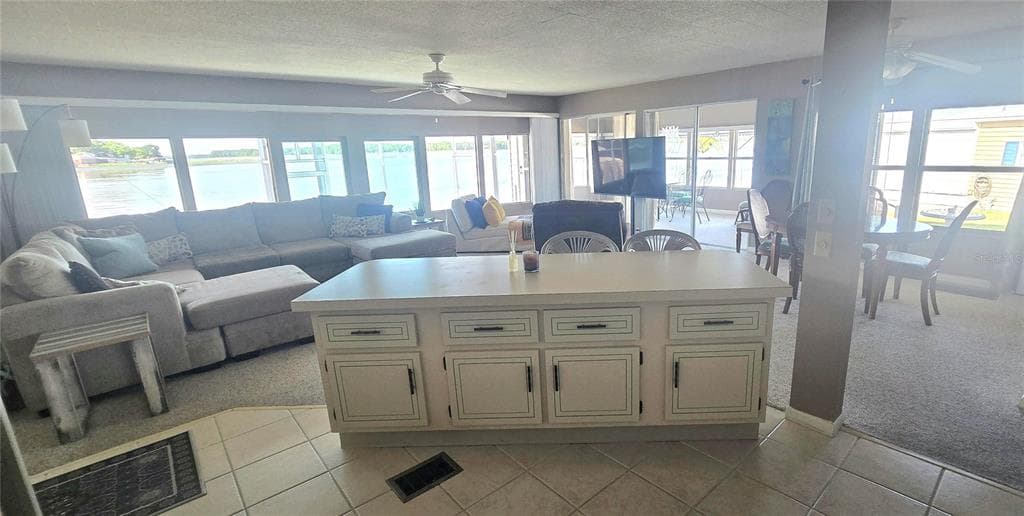 271 COLONIAL BOULEVARD 11 photo 6