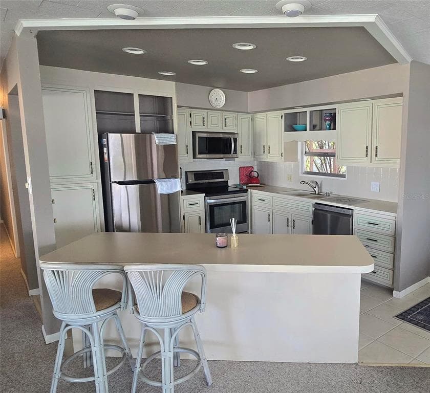 271 COLONIAL BOULEVARD #11 5