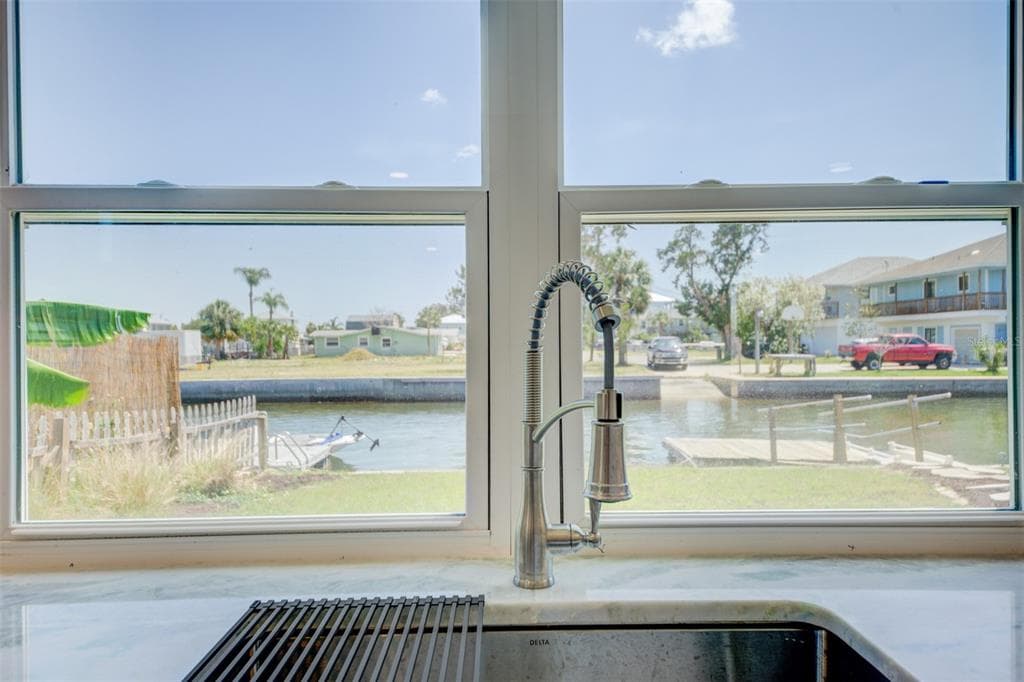 6432 BOATYARD DRIVE 4
