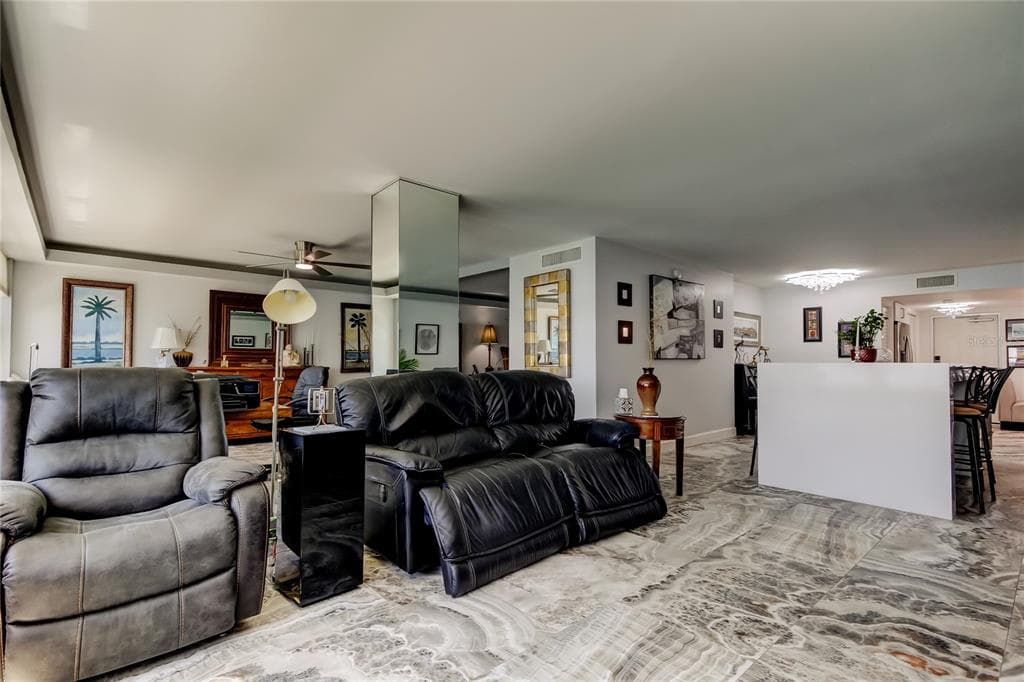 5200 BRITTANY DRIVE S 204 photo 18