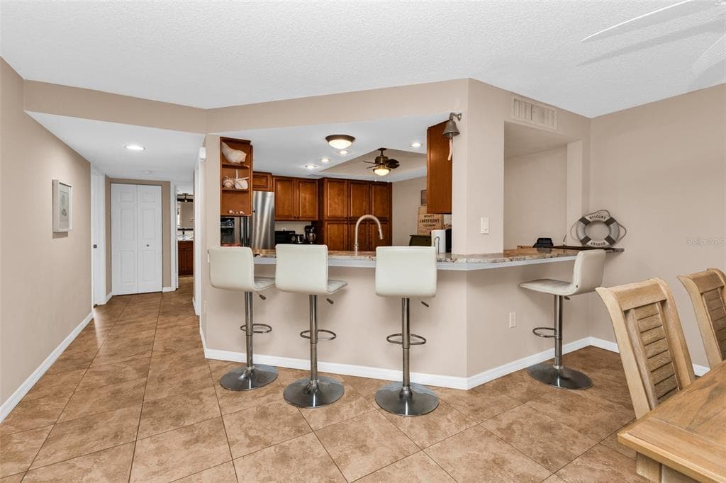9050 MIDNIGHT PASS ROAD #1 3