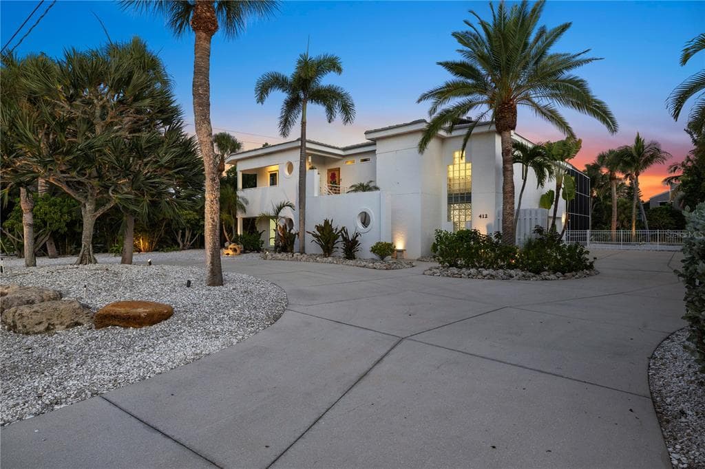 412 TREASURE BOAT WAY 1