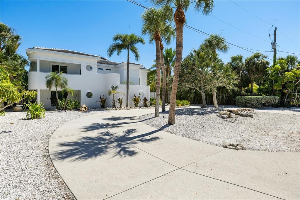 412 TREASURE BOAT WAY 4