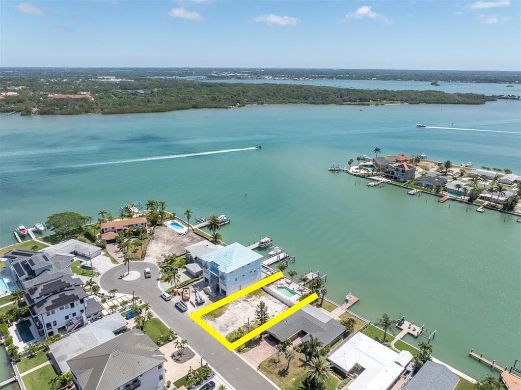 575 CRYSTAL DRIVE 2