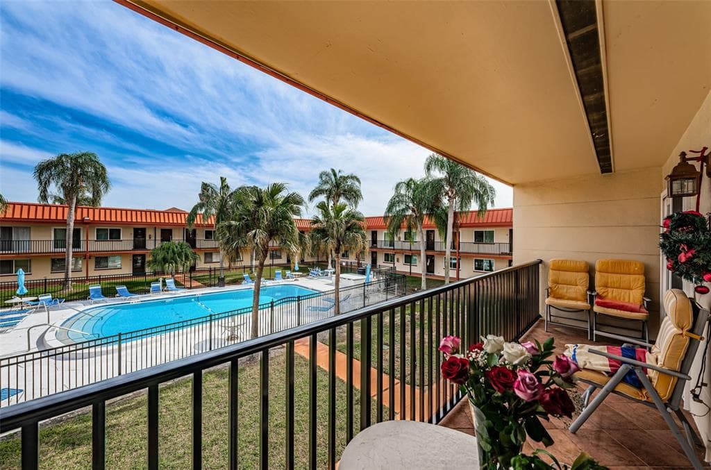 10365 PARADISE BOULEVARD 16 photo 8