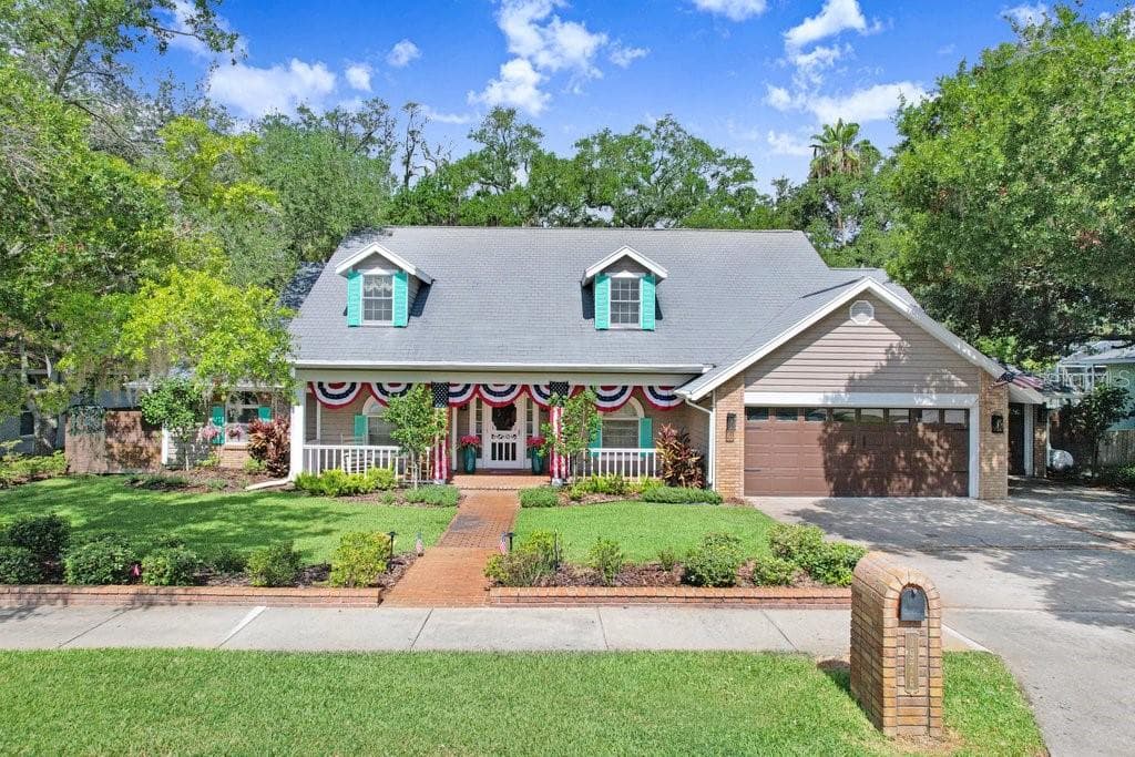 1976 DUNLOE CIRCLE 1