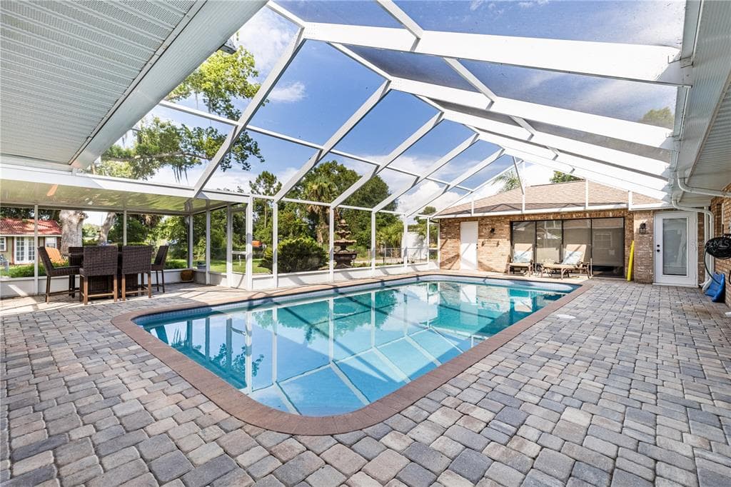 32834 LAKESHORE DRIVE photo 20