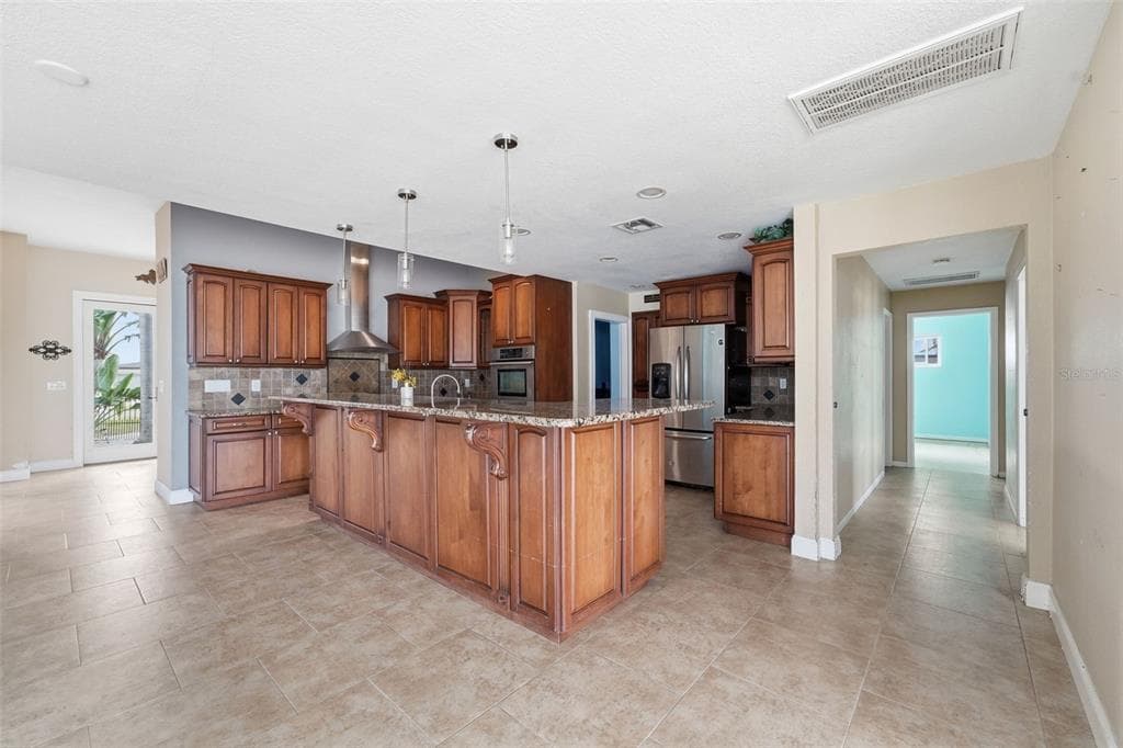 16115 4TH STREET E photo 22