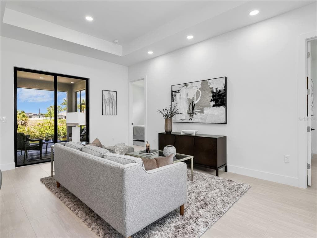 1015 NW 23RD AVENUE photo 6