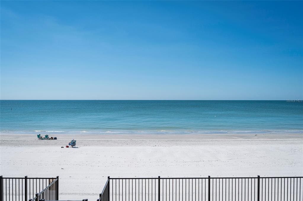 16750 GULF BOULEVARD 414 photo 17