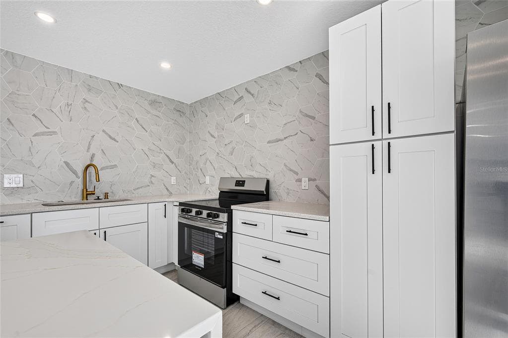 5055 N BEACH ROAD 101 photo 17