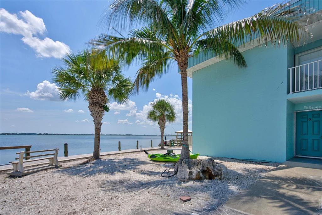 5055 N BEACH ROAD #101 4