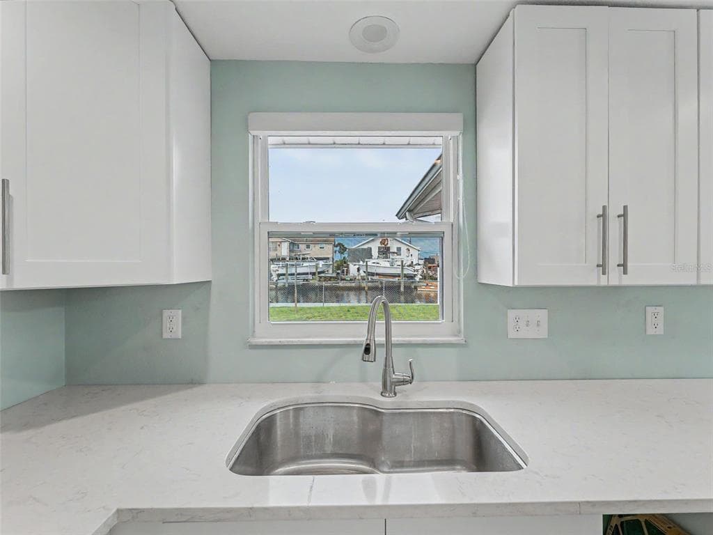 13530 MARIA DRIVE photo 20