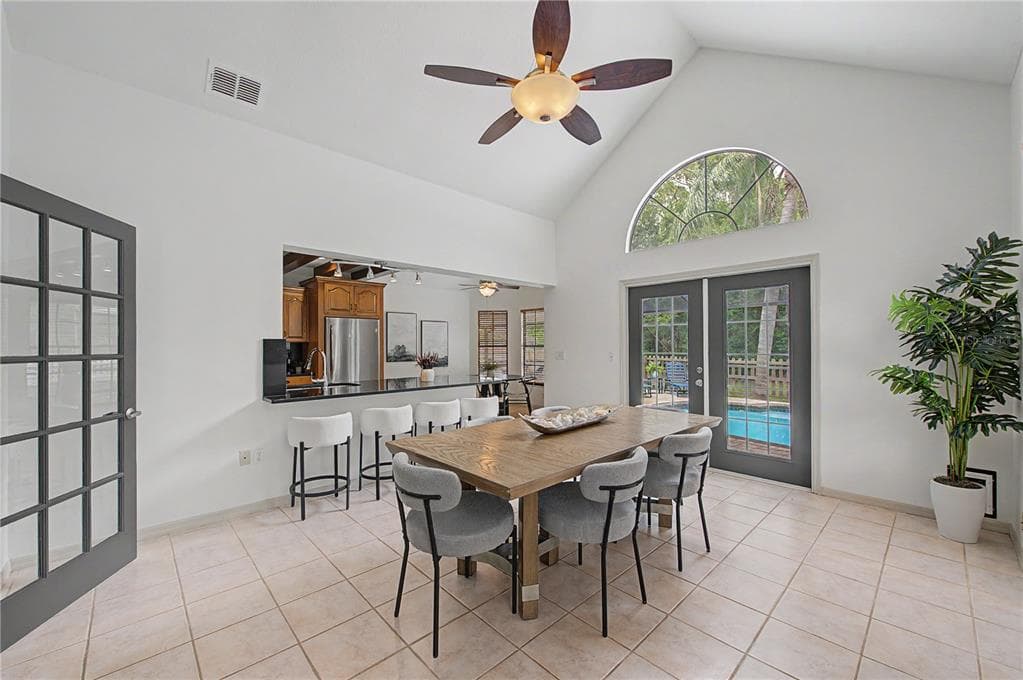 2016 CRANE COURT photo 13