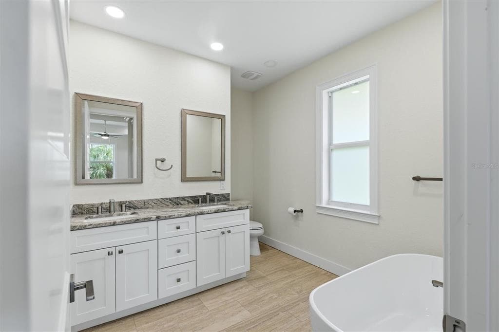 2649 SIMONTON AVENUE photo 23
