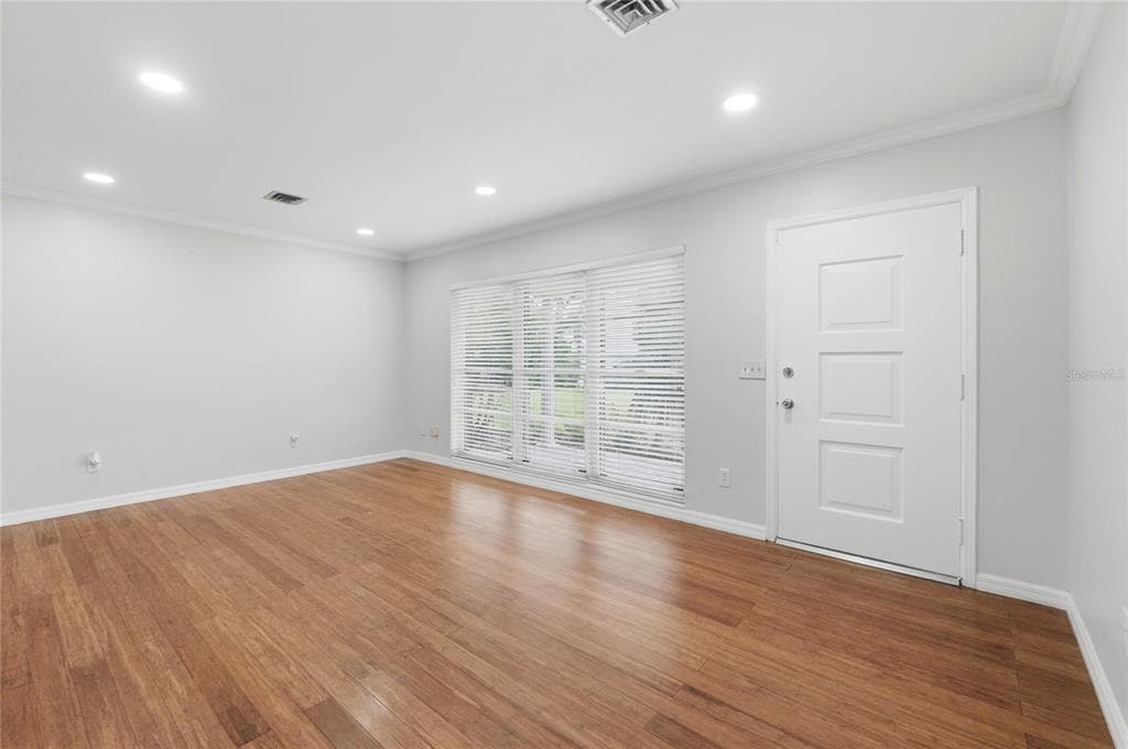 1475 S LAKE HOWARD DRIVE photo 8