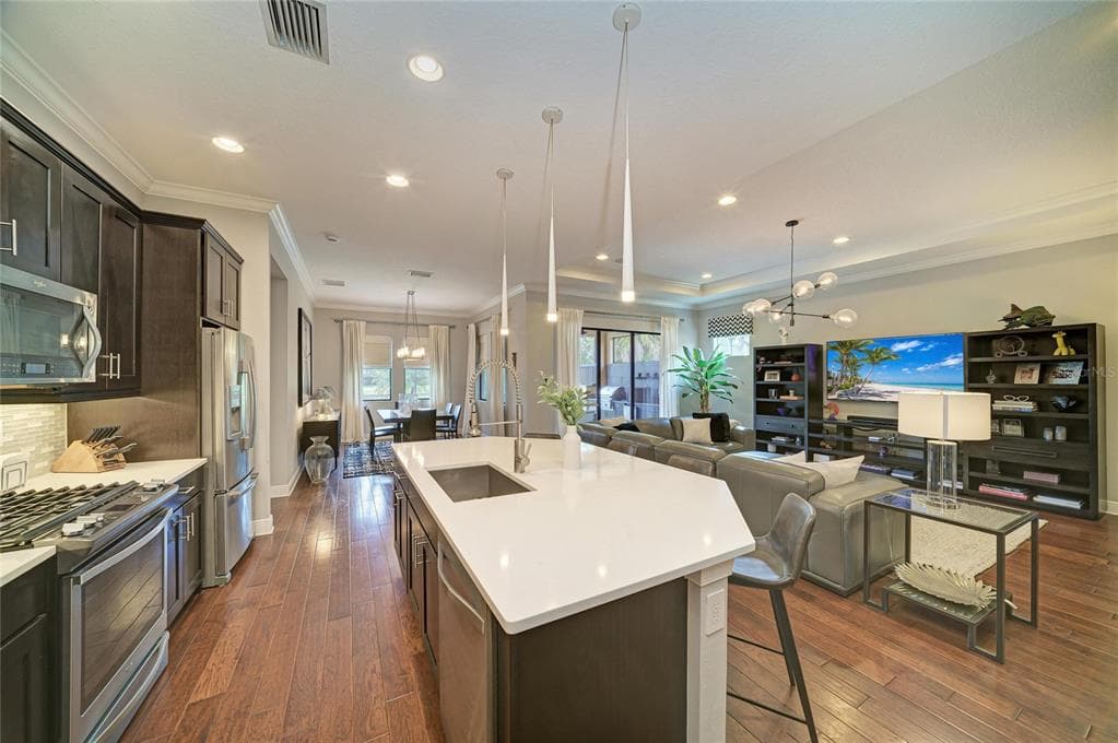 10121 MARBELLA DRIVE photo 21