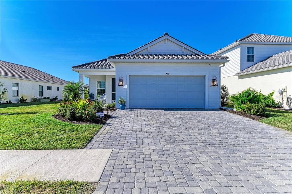9920 CRYSTAL ISLE CIRCLE photo 7
