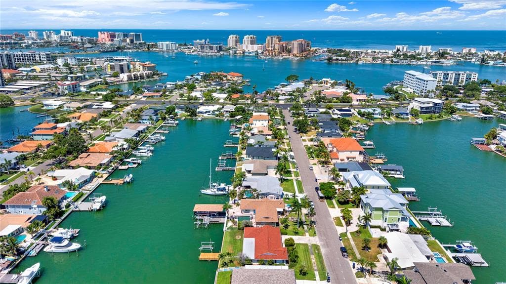411 PALM ISLAND NE photo 20