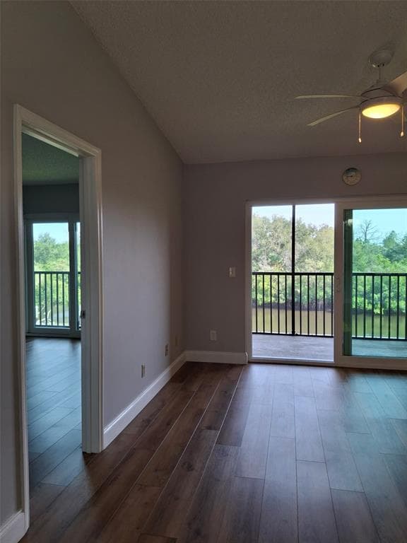 1686 SEASCAPE CIRCLE photo 22