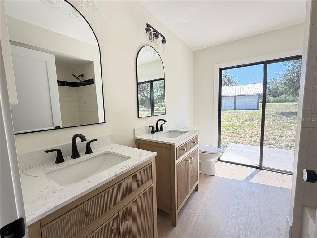 1100 GOLDEN BOUGH ROAD photo 18