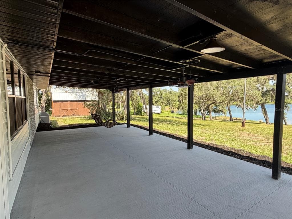 1100 GOLDEN BOUGH ROAD photo 25