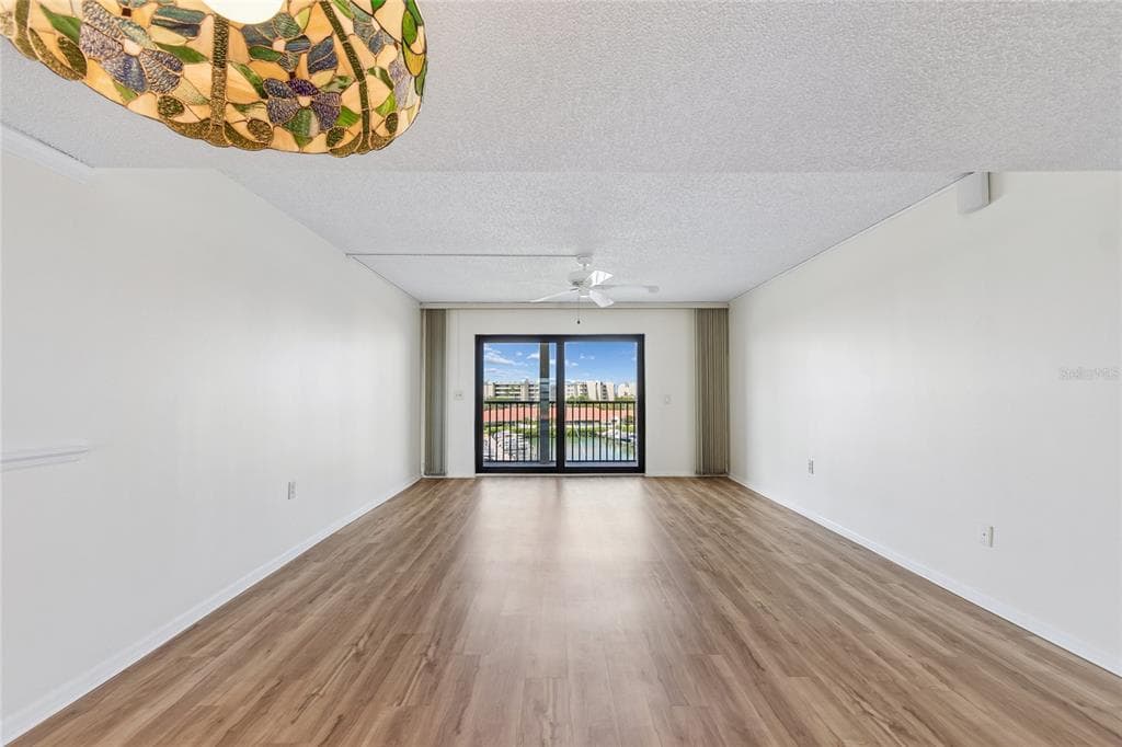 7600 SUN ISLAND DRIVE S 603 photo 19